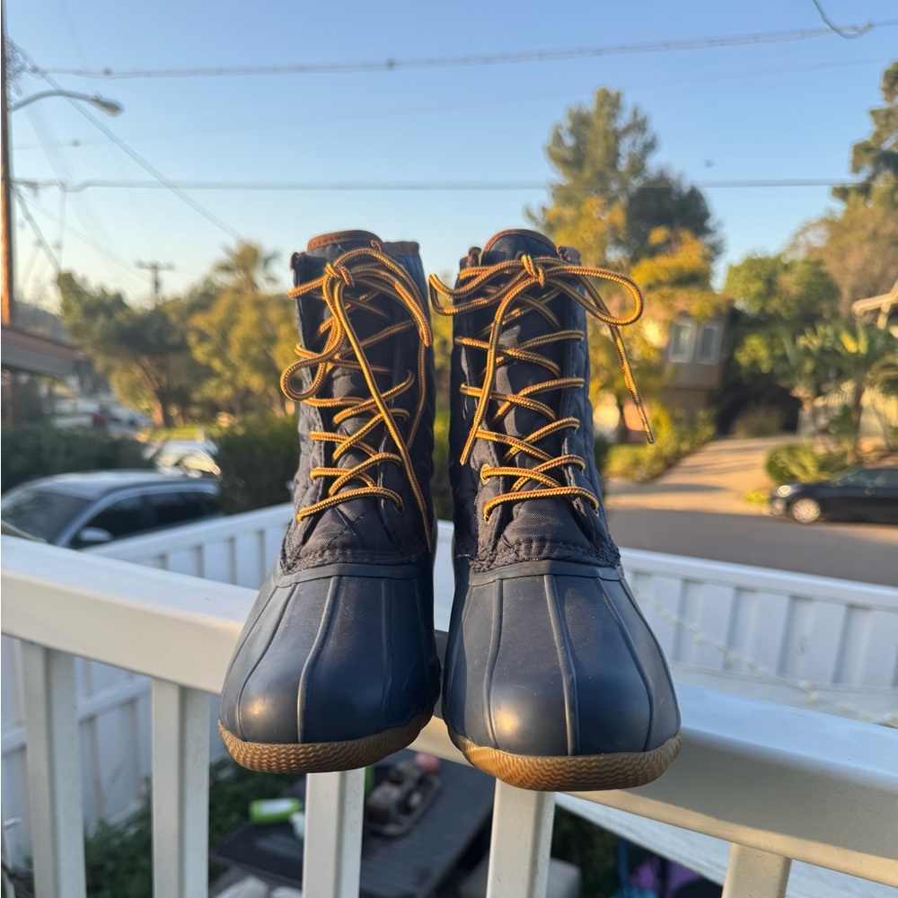 Sperry Men’s Duck Boots 10.5 Navy Quilted Waterproof Rain Snow